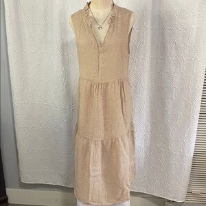 Chic Sleeveless Tan Midi Dress